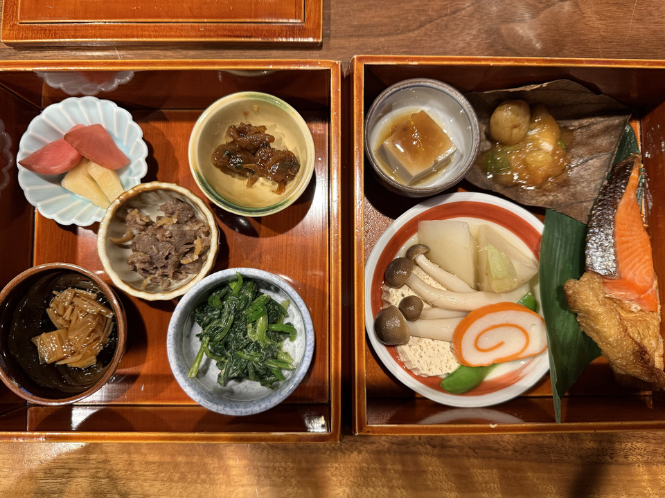 Photo captured at 2025-12-17T08:18:34.